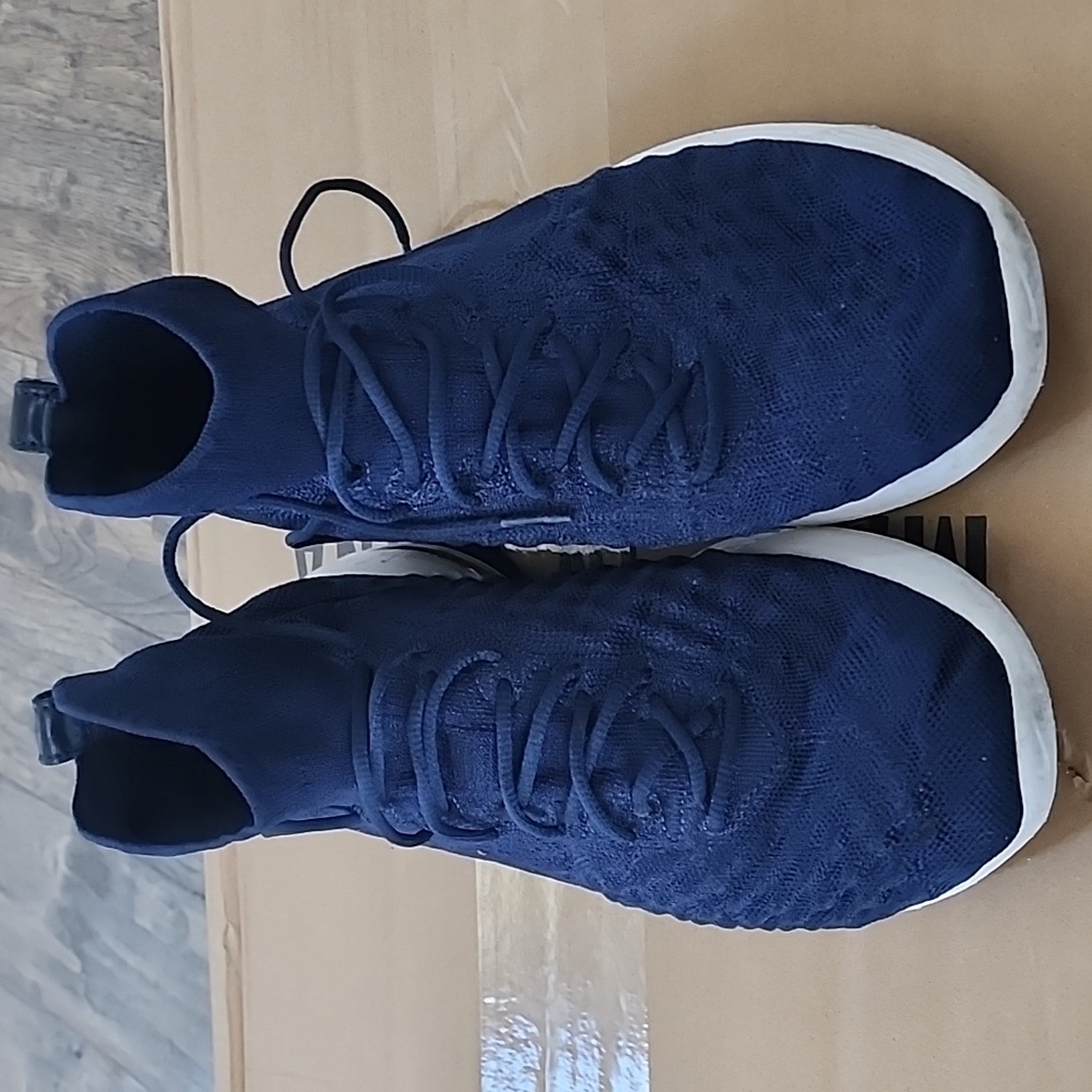 Mens Nike sneaker